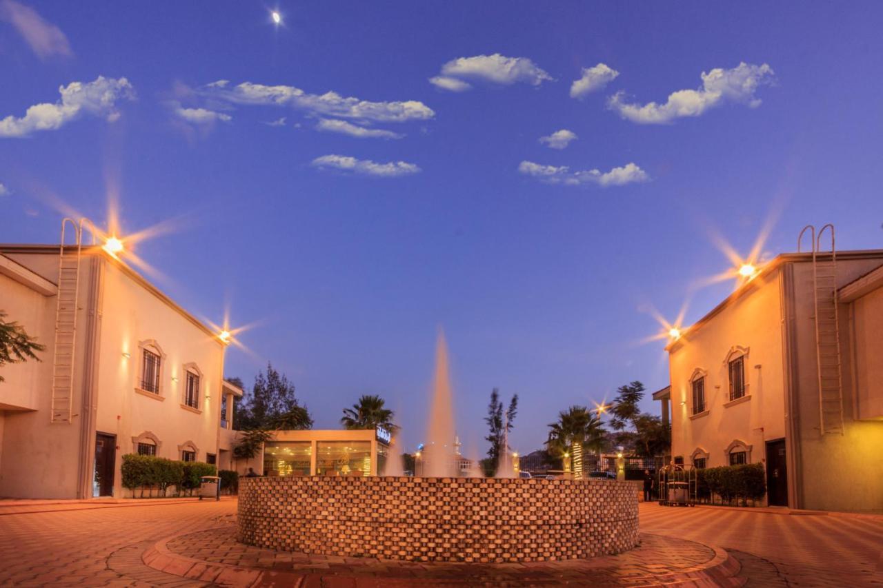 Al Muhaidb Al Hada Resort Bagian luar foto